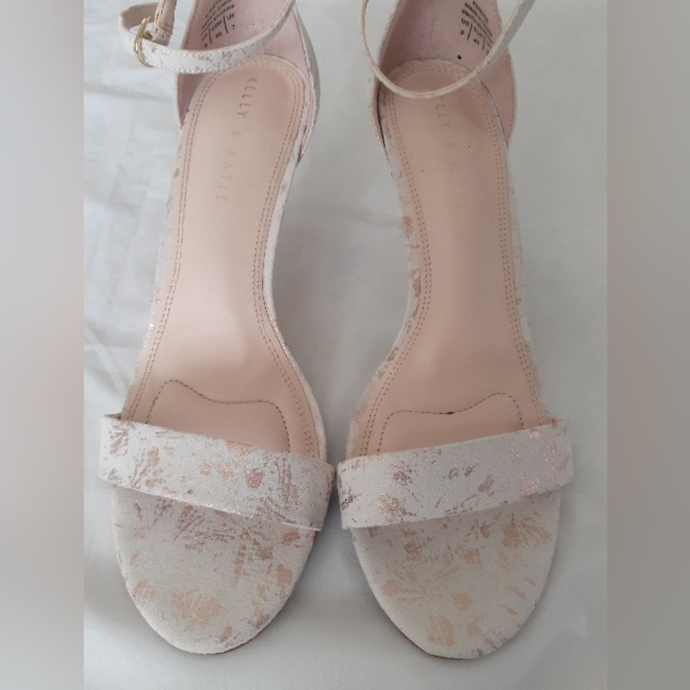 Woman's Sandal heel Shoes New, Kelly & Katie size 9
